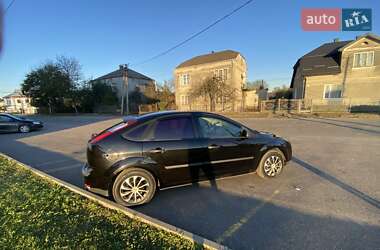 Хэтчбек Ford Focus 2005 в Ходорове