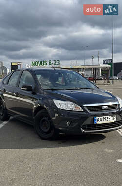 Хэтчбек Ford Focus 2008 в Киеве