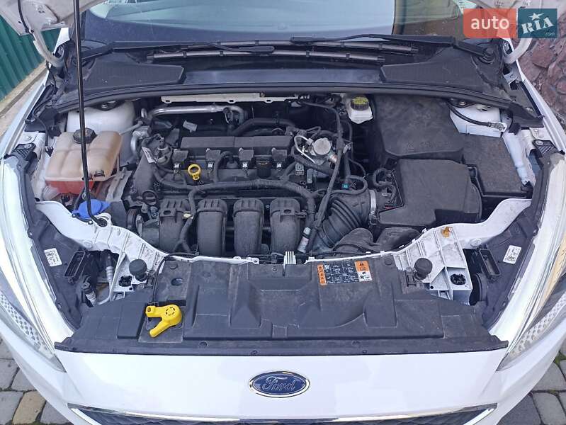 Седан Ford Focus 2017 в Львове