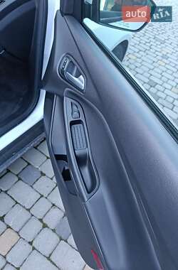 Седан Ford Focus 2017 в 