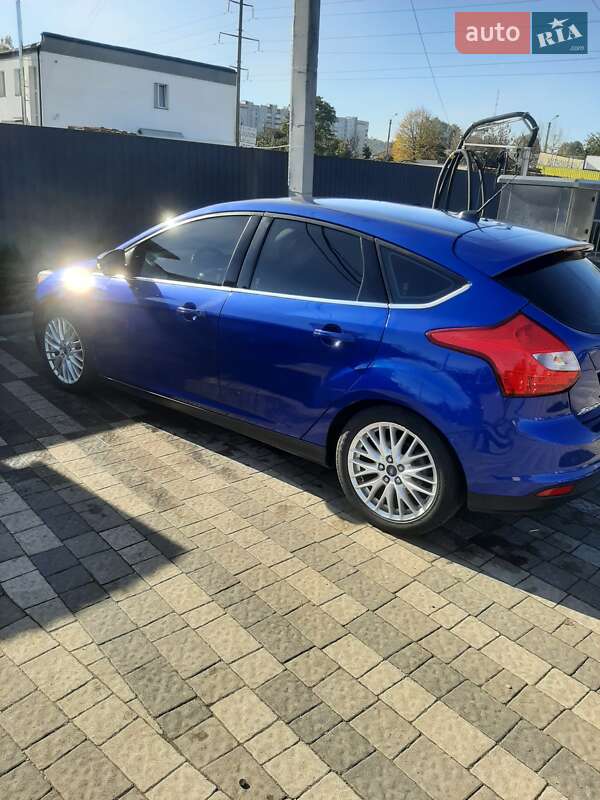 Хэтчбек Ford Focus 2013 в Львове