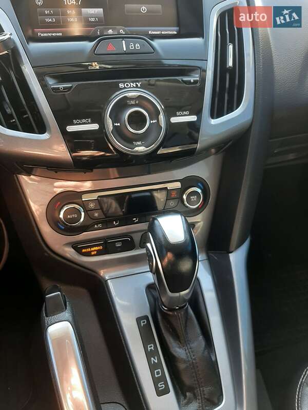 Хэтчбек Ford Focus 2013 в Львове