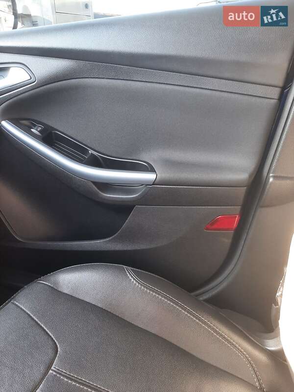 Хэтчбек Ford Focus 2013 в Львове