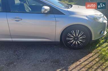 Универсал Ford Focus 2013 в Хусте
