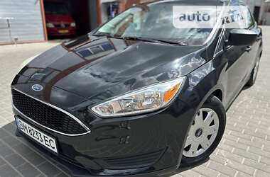 Седан Ford Focus 2015 в Сумах