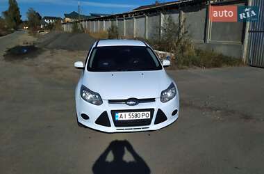 Хэтчбек Ford Focus 2014 в Ирпене