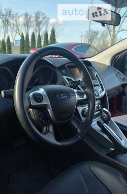 Седан Ford Focus 2013 в Самборі