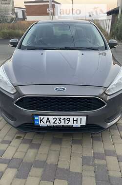 Седан Ford Focus 2015 в Киеве