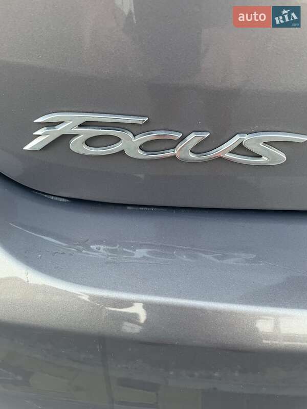 Седан Ford Focus 2015 в Киеве