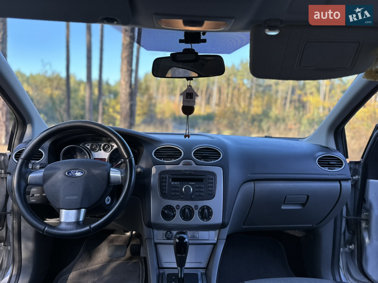 2010 Ford Focus - мініатюра 21