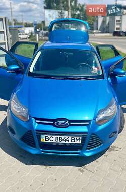 Хэтчбек Ford Focus 2014 в 