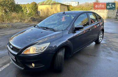 Хэтчбек Ford Focus 2009 в 