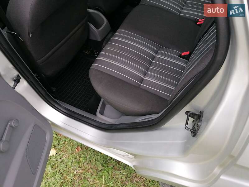 Універсал Ford Focus 2008 в Кам'янець-Подільському фото 22 Універсал Ford Focus 2008 в Кам'янець-Подільському