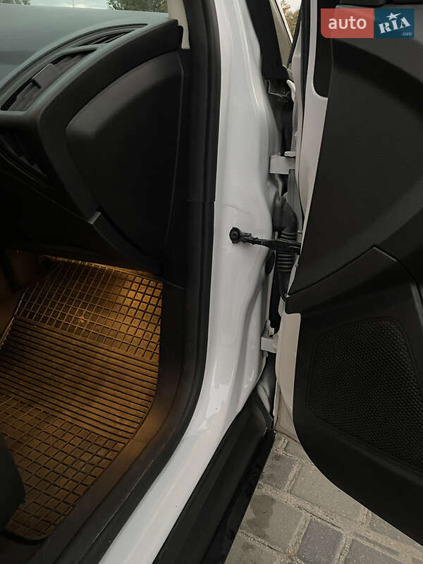 Хетчбек Ford Focus 2015 в Горішніх Плавнях
