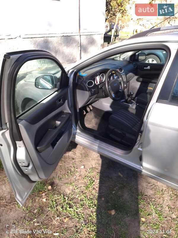 Универсал Ford Focus 2009 в Сосновке