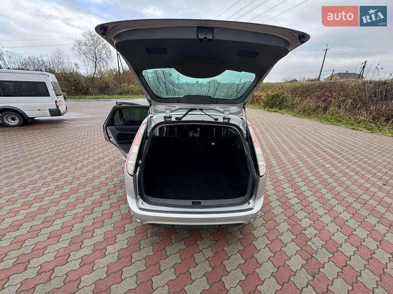 Універсал Ford Focus 2010 в Ходореві