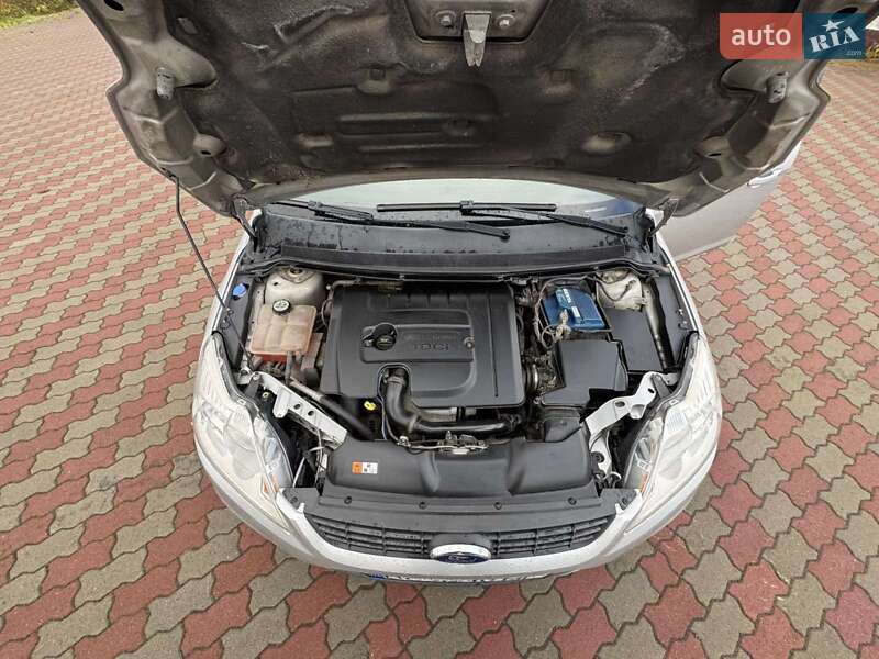 Універсал Ford Focus 2010 в Ходореві