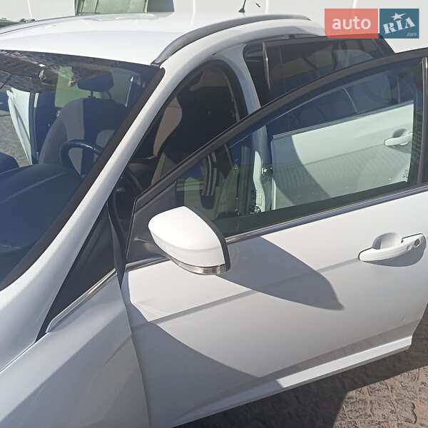 Универсал Ford Focus 2014 в Золочеве