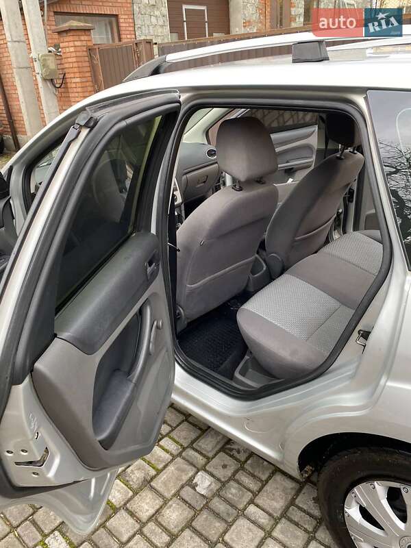 Универсал Ford Focus 2005 в Львове фото 11 Универсал Ford Focus 2005 в Львове
