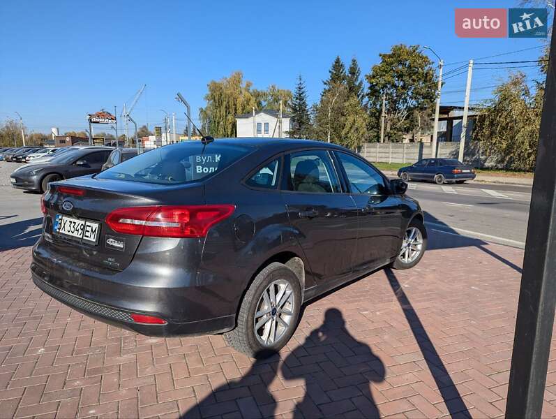 Седан Ford Focus 2015 в Шепетівці