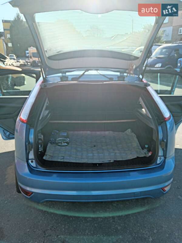 Хэтчбек Ford Focus 2008 в Белой Церкви