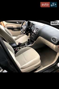Седан Ford Focus 2006 в 