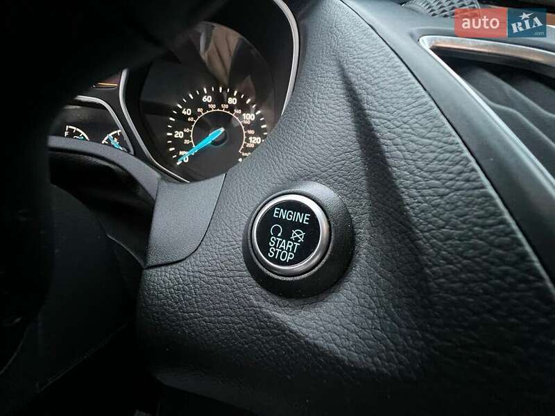 Седан Ford Focus 2018 в Львові