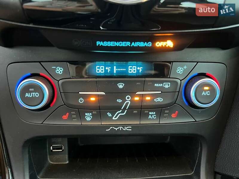 Седан Ford Focus 2018 в Львові
