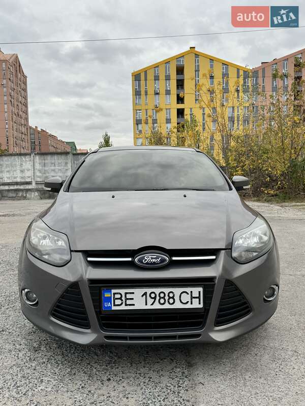 Хэтчбек Ford Focus 2011 в Киеве