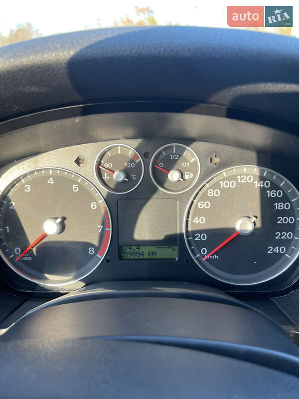 Универсал Ford Focus 2004 в Ровно