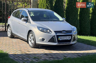 Хэтчбек Ford Focus 2013 в 