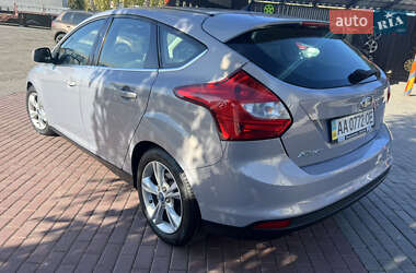 Хэтчбек Ford Focus 2013 в 