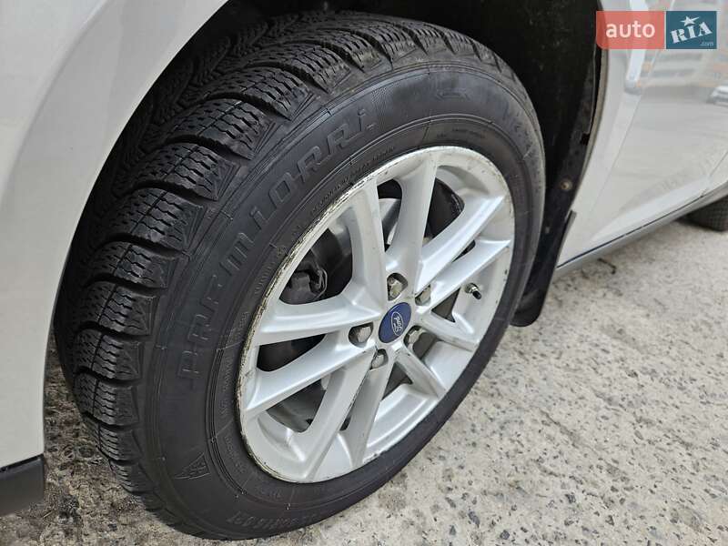 Седан Ford Focus 2016 в Львове