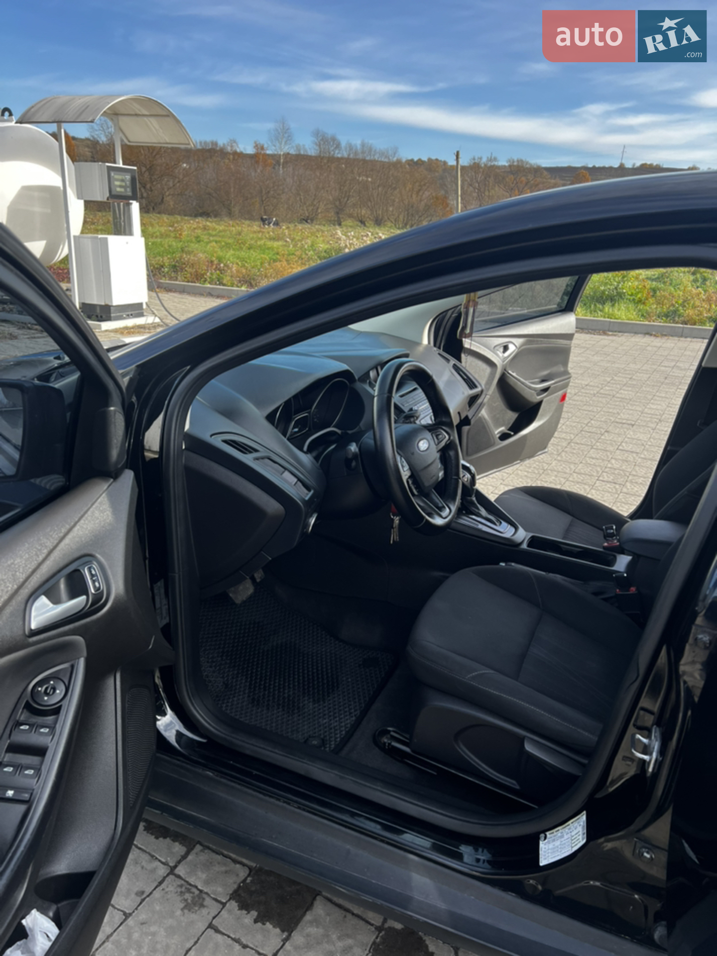 2015 Ford Focus - мініатюра 15