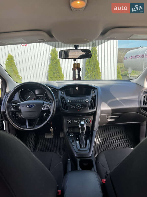 Хетчбек Ford Focus 2015 в Івано-Франківську фото 16 Хетчбек Ford Focus 2015 в Івано-Франківську