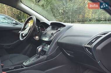 Седан Ford Focus 2017 в 