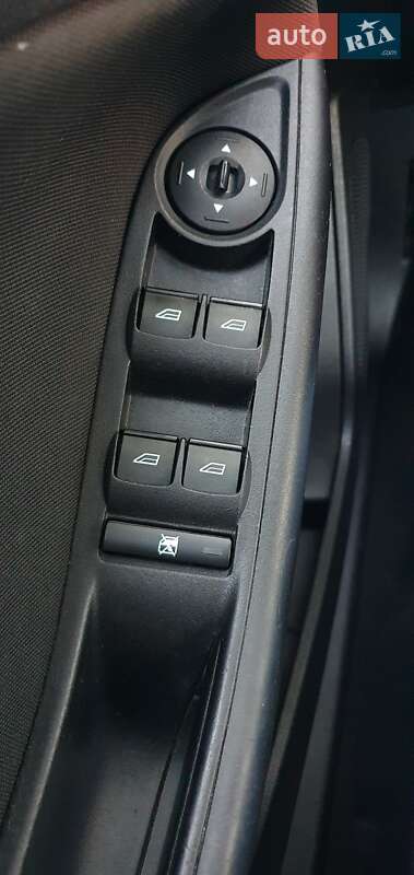 Седан Ford Focus 2017 в Львове фото 28 Седан Ford Focus 2017 в Львове