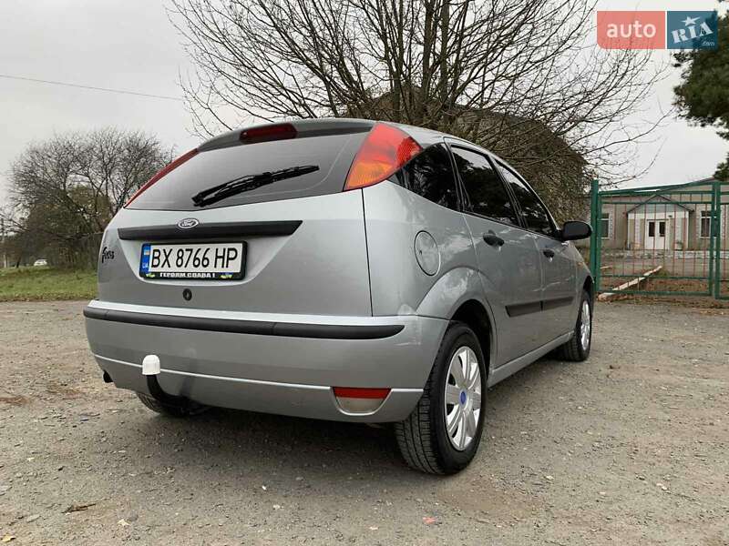 Хэтчбек Ford Focus 2004 в Теофиполе