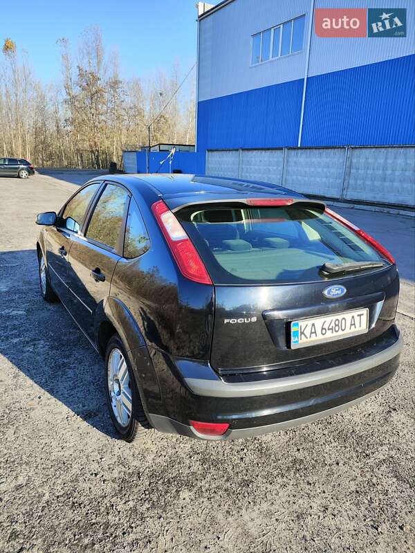 Хэтчбек Ford Focus 2007 в Киеве