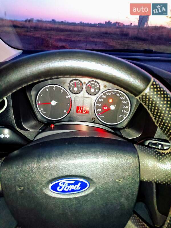 Универсал Ford Focus 2007 в Монастырище