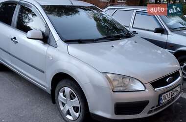 Хэтчбек Ford Focus 2004 в Мукачево