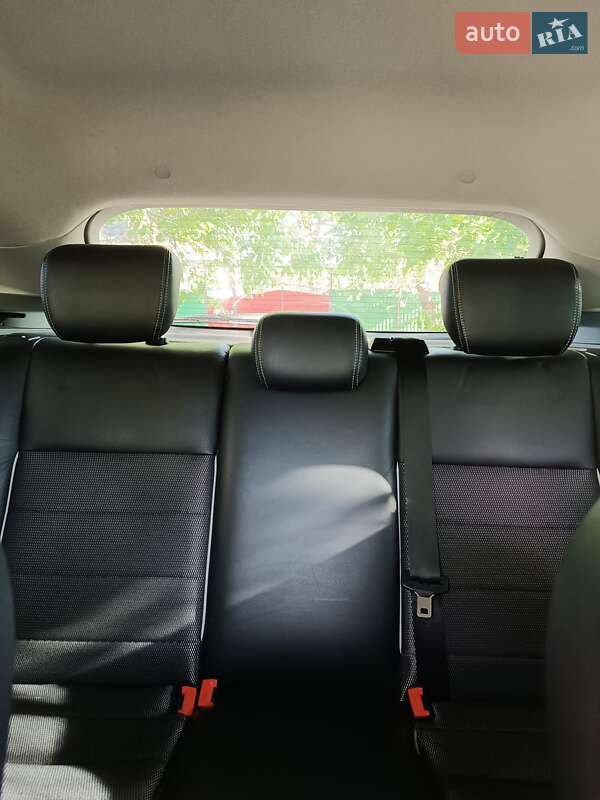 Хэтчбек Ford Focus 2009 в Марганце