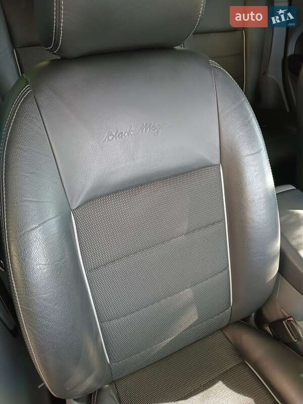 Хэтчбек Ford Focus 2009 в Марганце