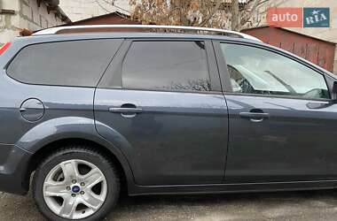 Универсал Ford Focus 2010 в 