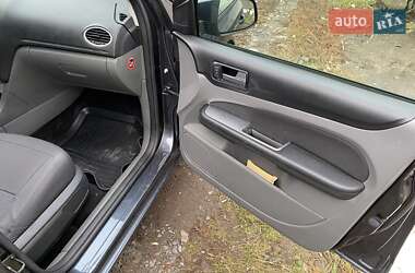 Универсал Ford Focus 2010 в 