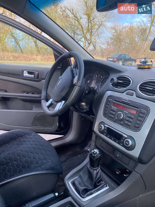 Хэтчбек Ford Focus 2007 в Кременце фото 13 Хэтчбек Ford Focus 2007 в Кременце