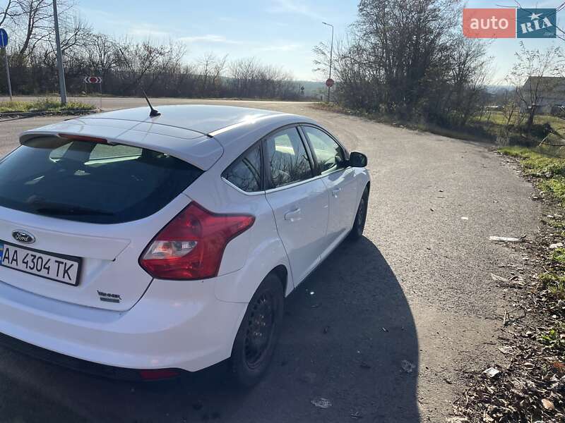 Хэтчбек Ford Focus 2014 в Нововолынске