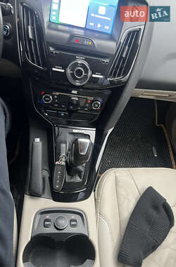 Хэтчбек Ford Focus 2014 в 