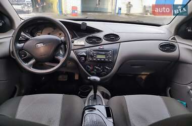 Седан Ford Focus 2003 в 