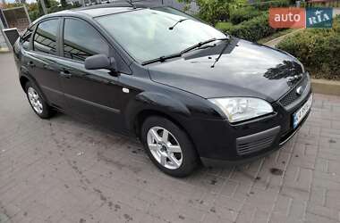 Хэтчбек Ford Focus 2005 в Киеве